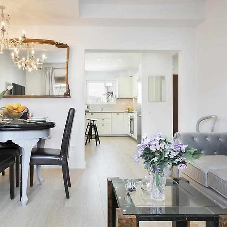 Apartment Leonor Barcelona Bagian luar foto